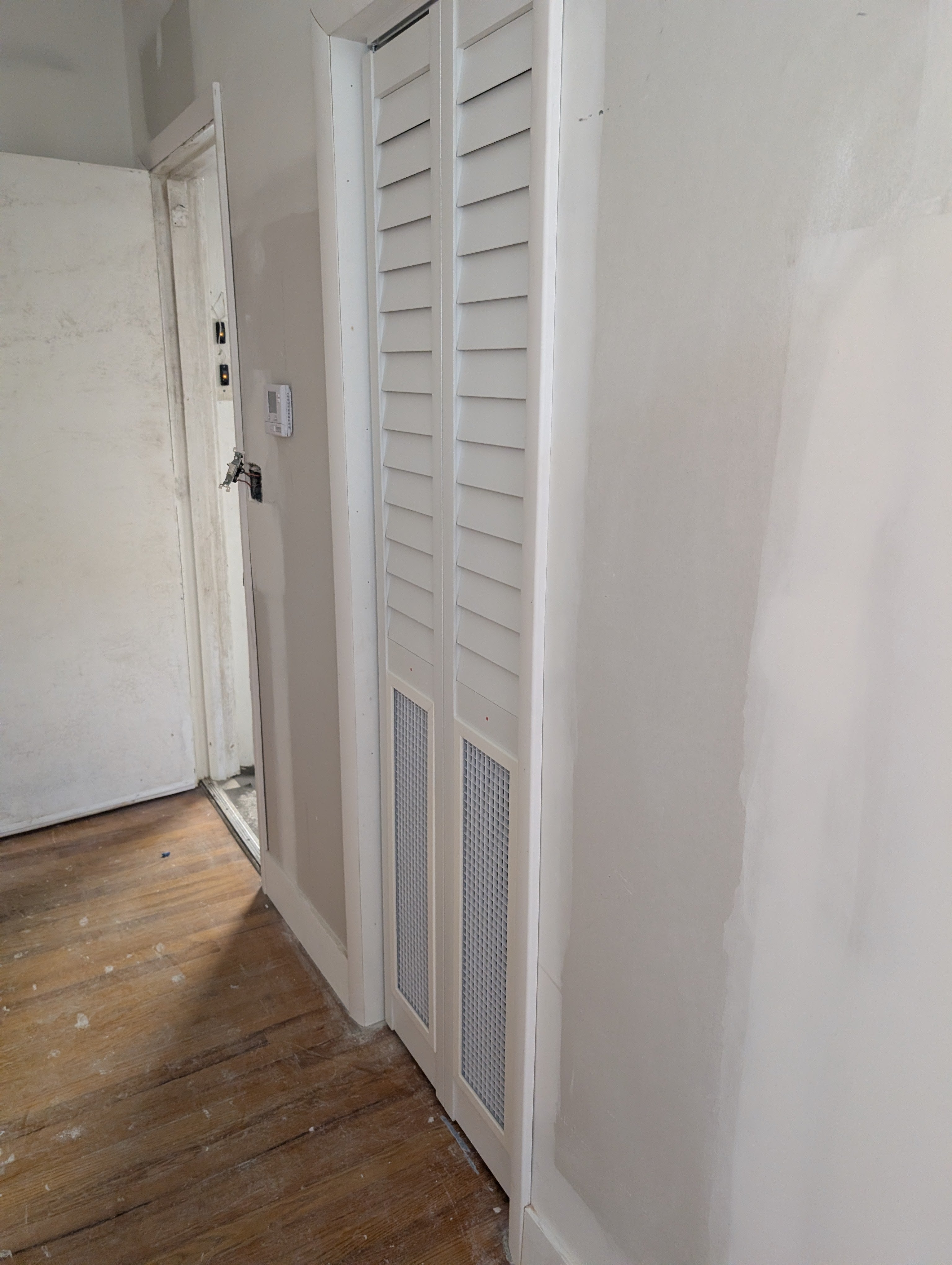 High Flow HVAC Closet Door – Bifold Louver Design (80” Height)